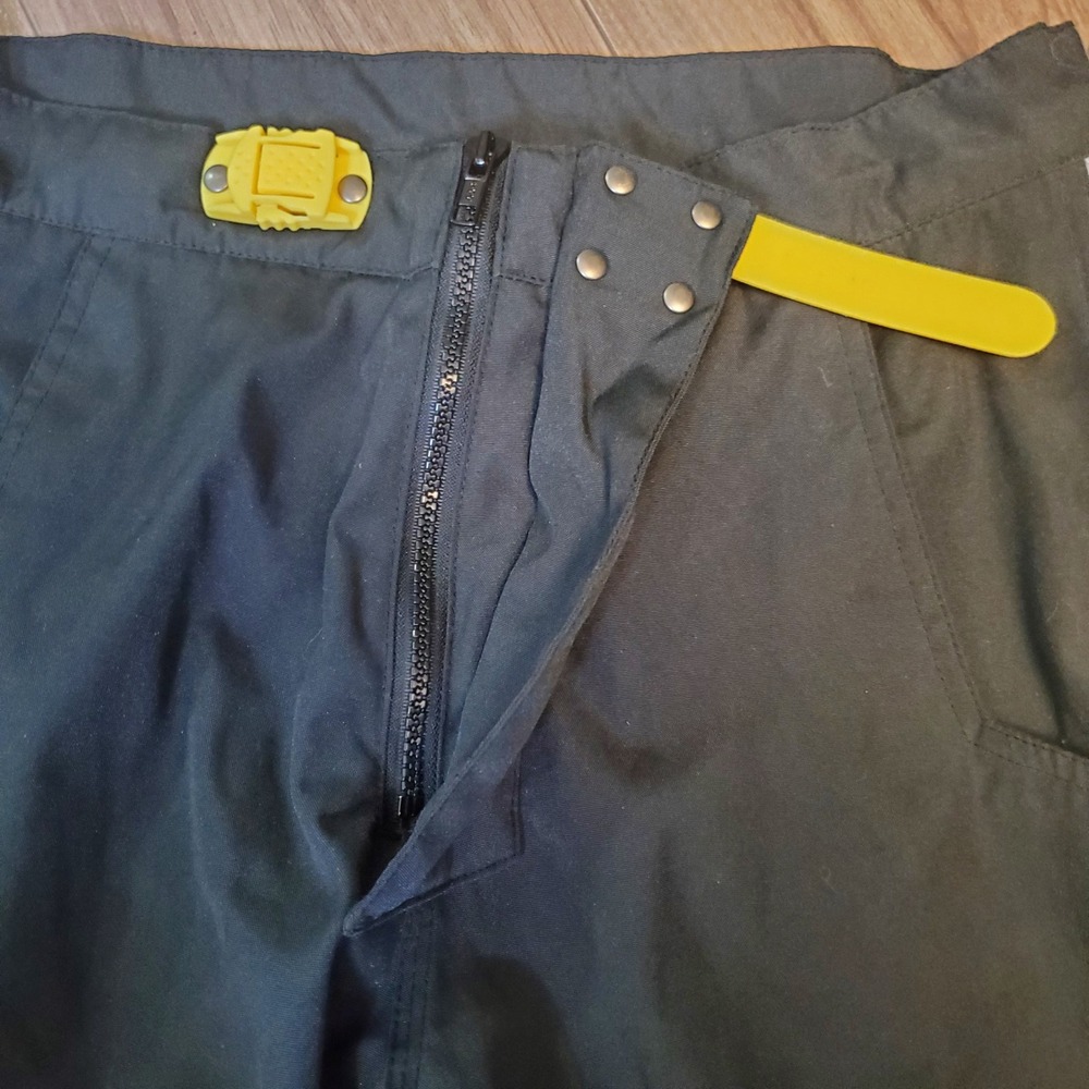 Fox Racing MTB Riding Shorts Sz 32 Ranger Style Ratcheting Waist Cargo Pockets - Picture 7 of 16